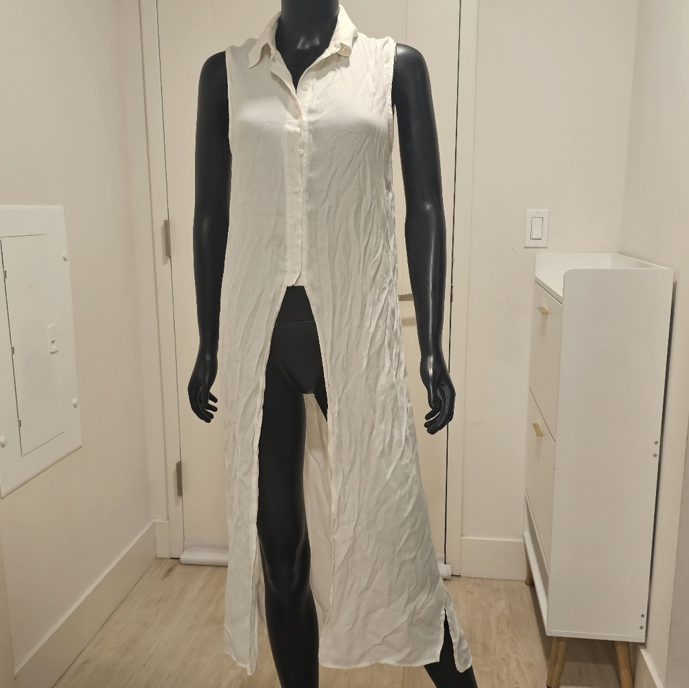 Elegant Sleeveless White Maxi Dress